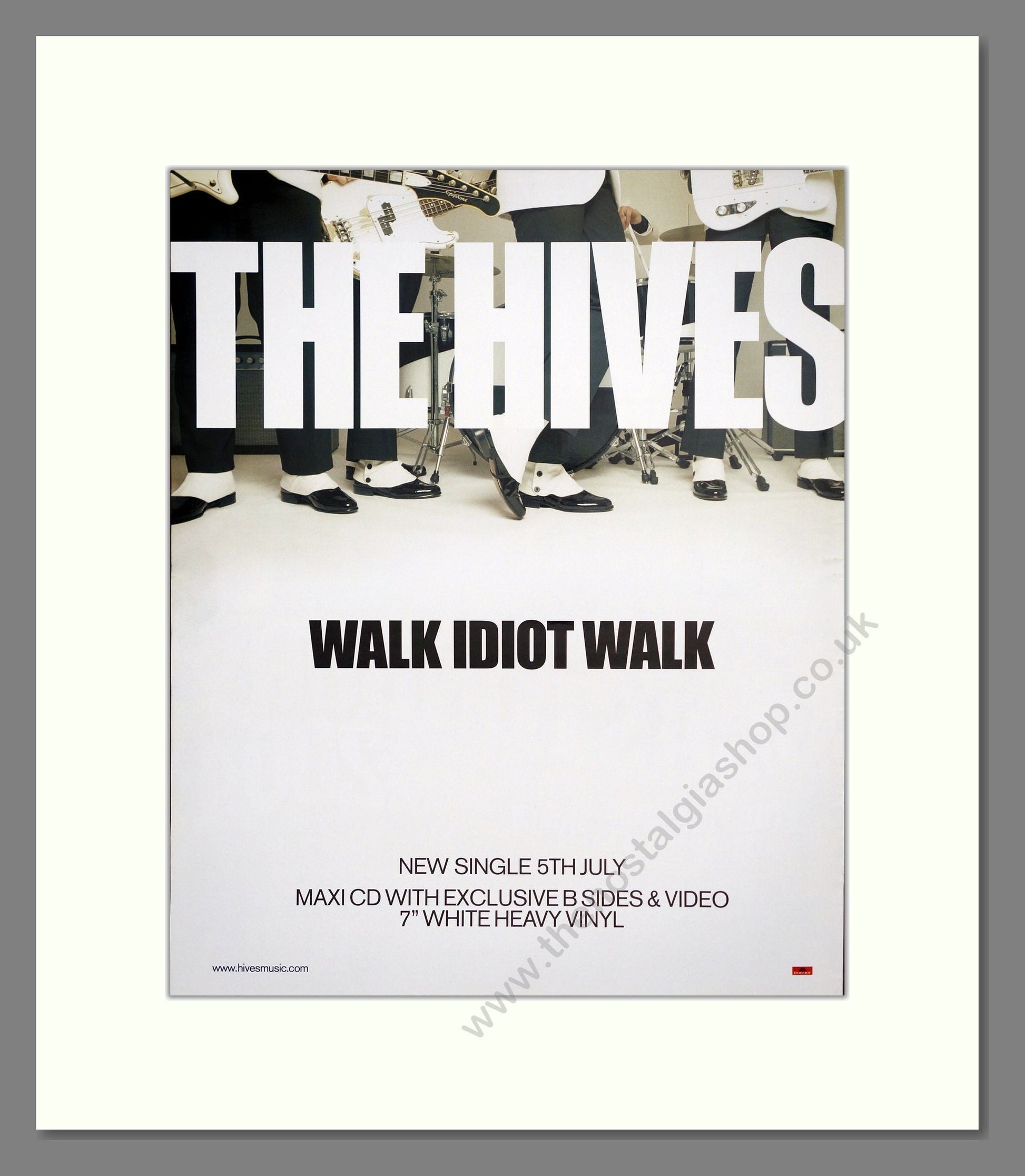 Hives (The) - Walk Idiot Walk. Vintage Advert 2004 (ref AD302052)