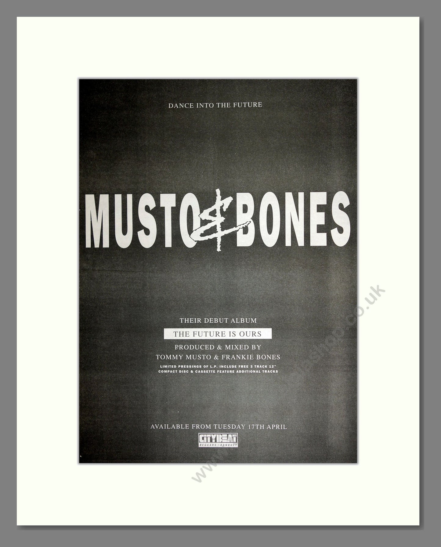 Musto and Bones - The Future is Ours. Vintage Advert 1990 (ref AD16808)