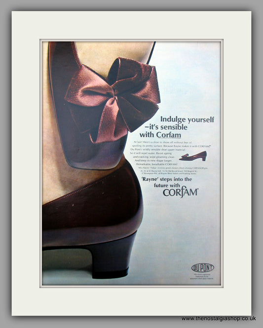 Corfam Du Pont Shoes.  Original advert 1967 (ref AD10092)