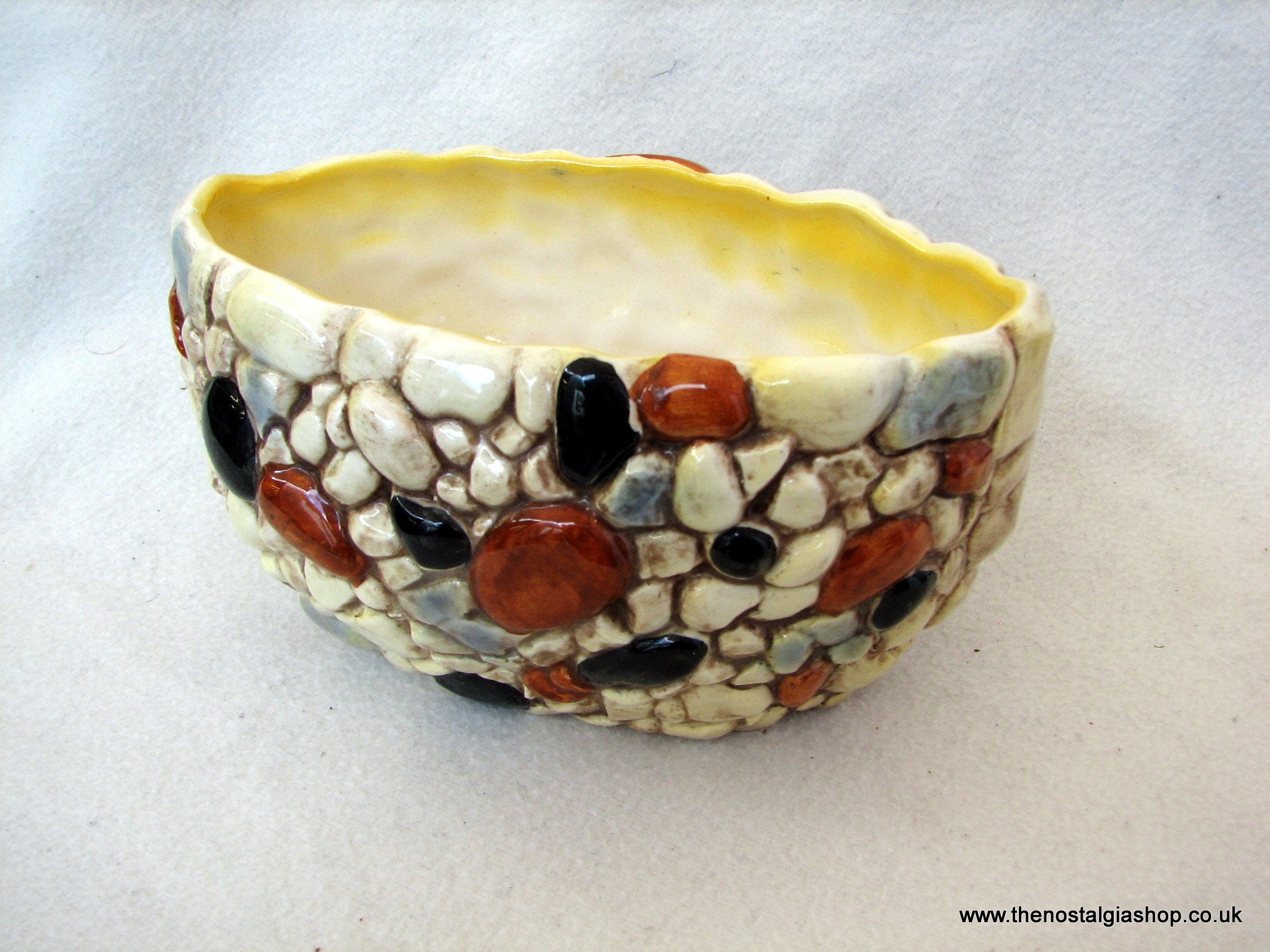 Sylvac Oval Bowl. (ref Nos037) – The Nostalgia Shop